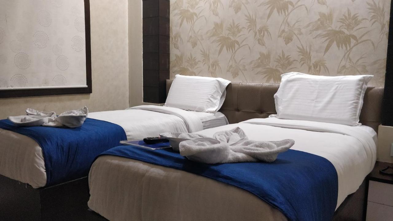 Hotel Golden Orchid 布巴内什瓦尔 外观 照片