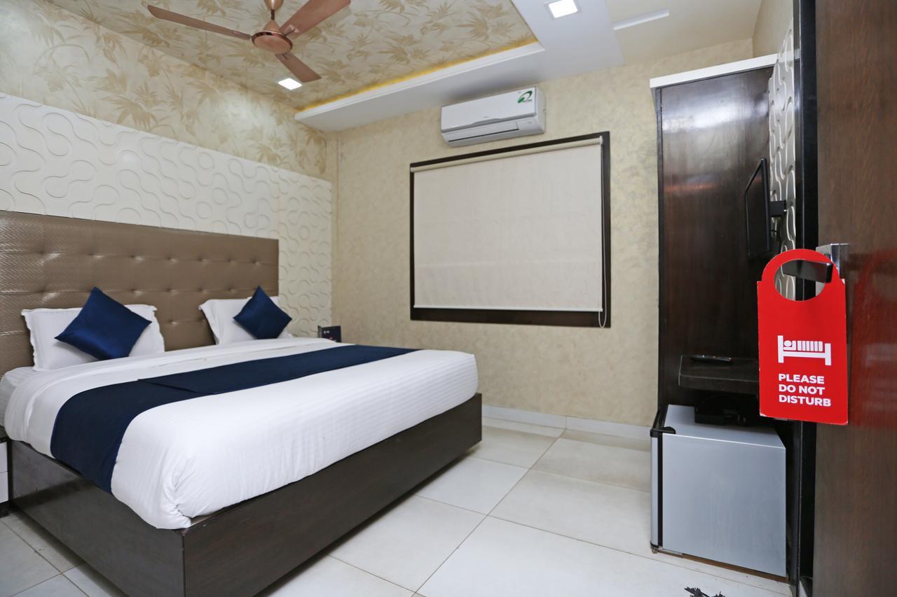 Hotel Golden Orchid 布巴内什瓦尔 外观 照片